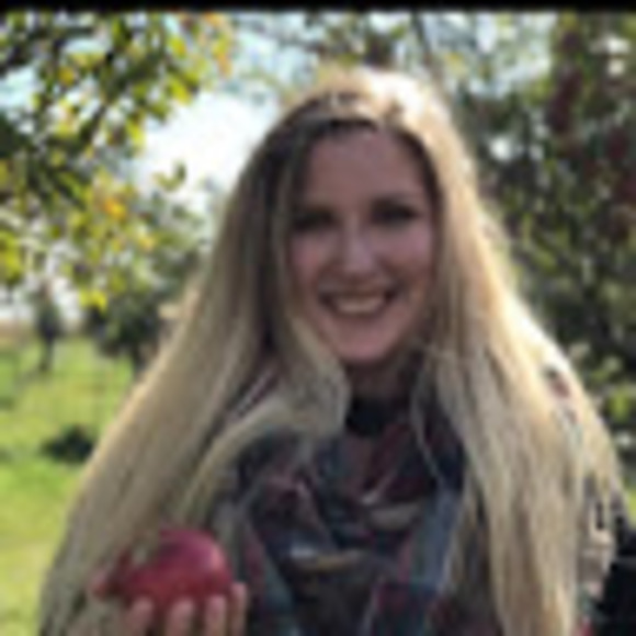 Meet your Posher, Samantha - Picture 1 of 1